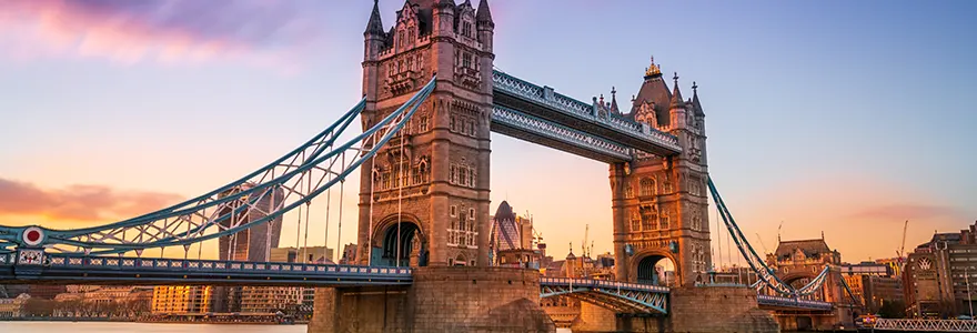 les mysteres et legendes entourant les fantomes de la Tour de Londres